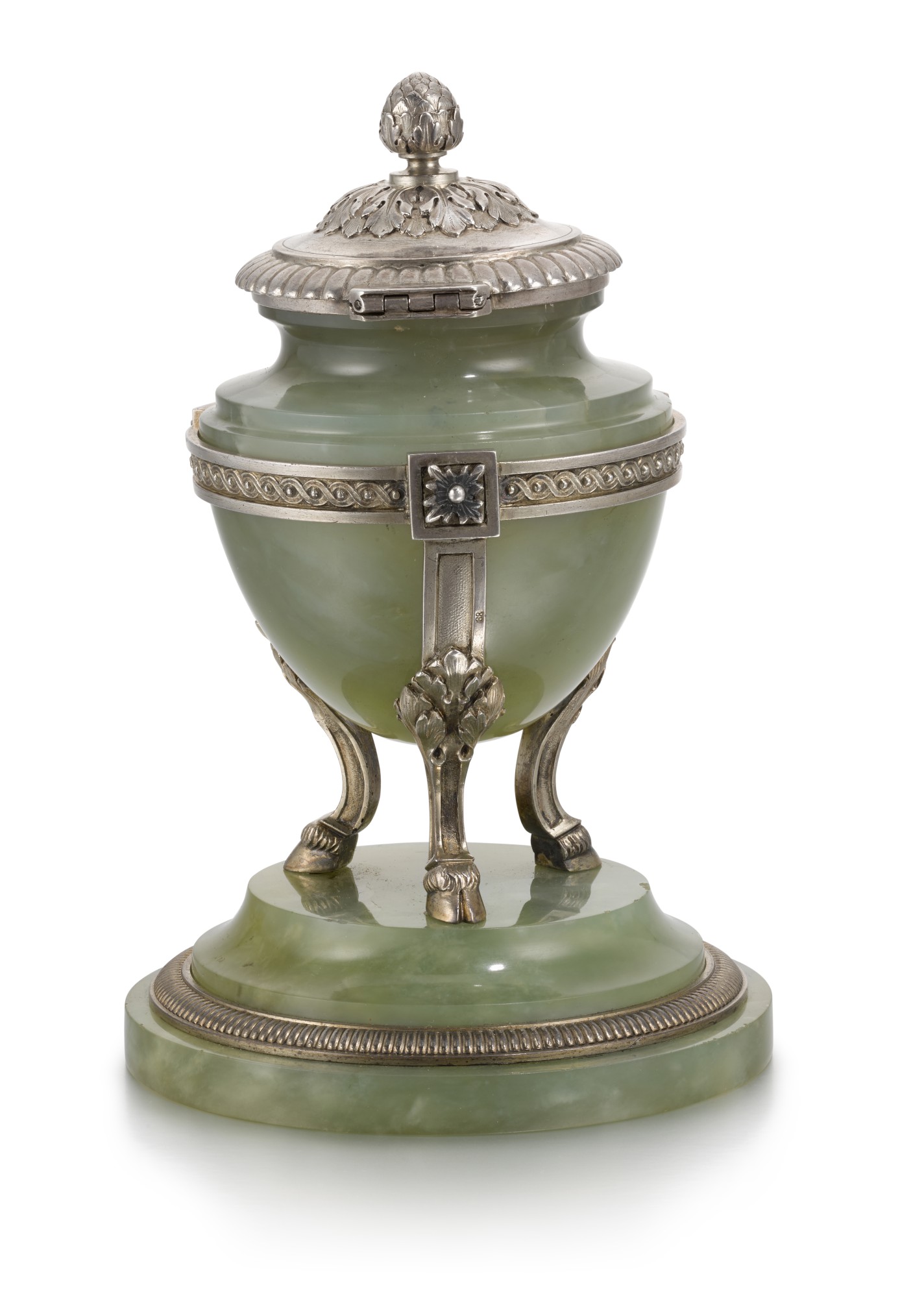 A Fabergé silver-mounted bowenite inkwell, workmaster Julius Rappoport ...