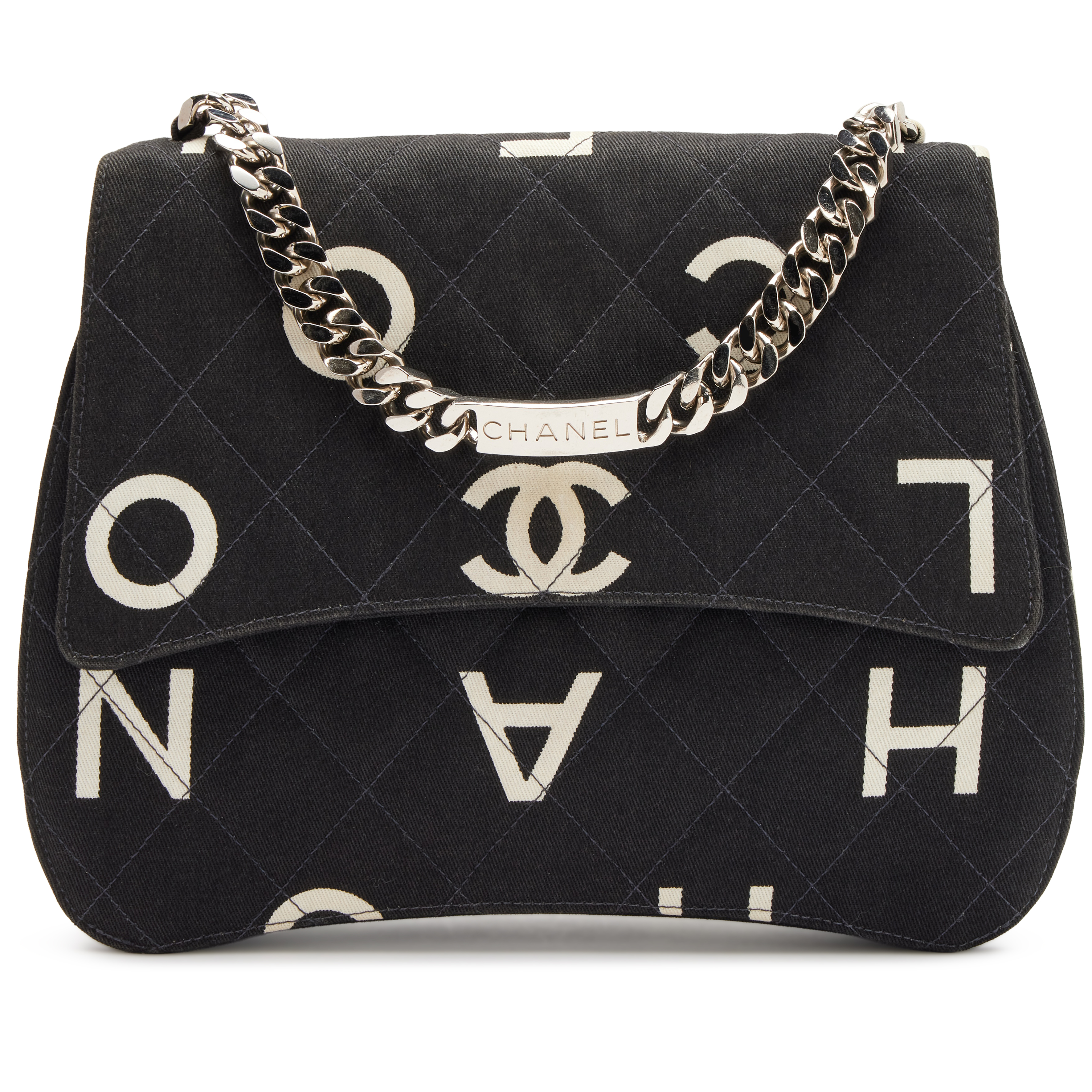 chanel-black-and-white-quilted