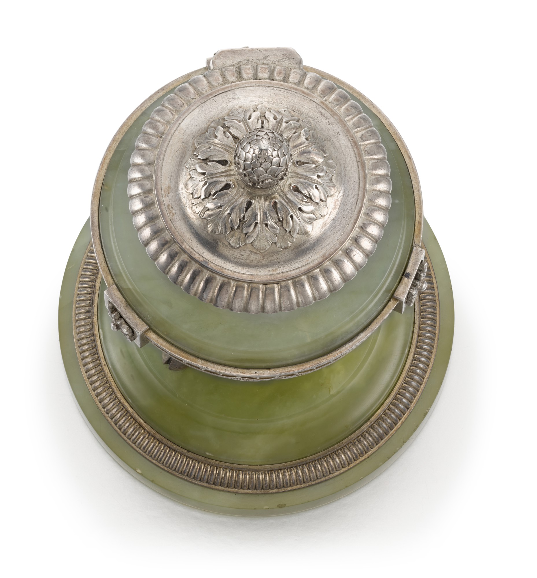 A Fabergé silver-mounted bowenite inkwell, workmaster Julius Rappoport ...