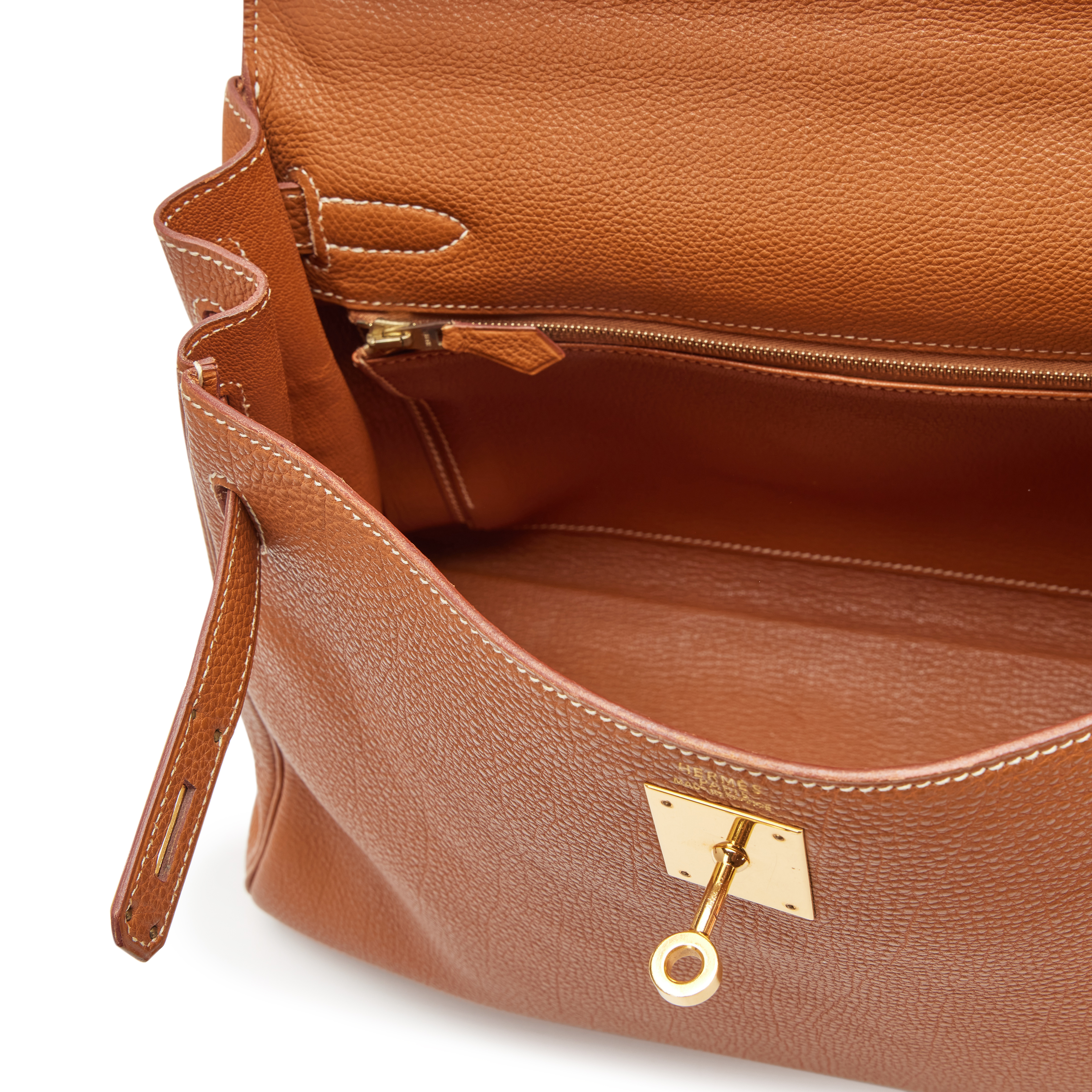 Hermès Gold Togo Retourne Kelly 32 Gold Hardware, 2000 Available