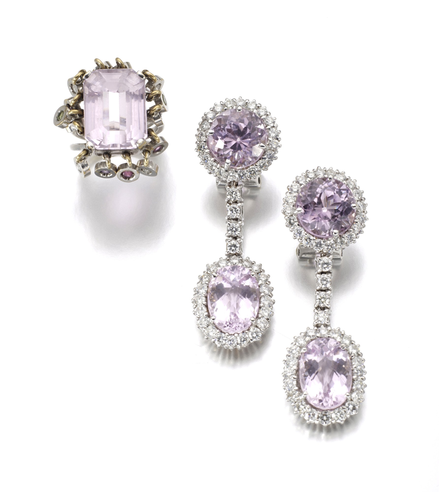 PAIR OF KUNZITE AND DIAMOND EARRINGS AND A KUNZITE RING Fine Jewels