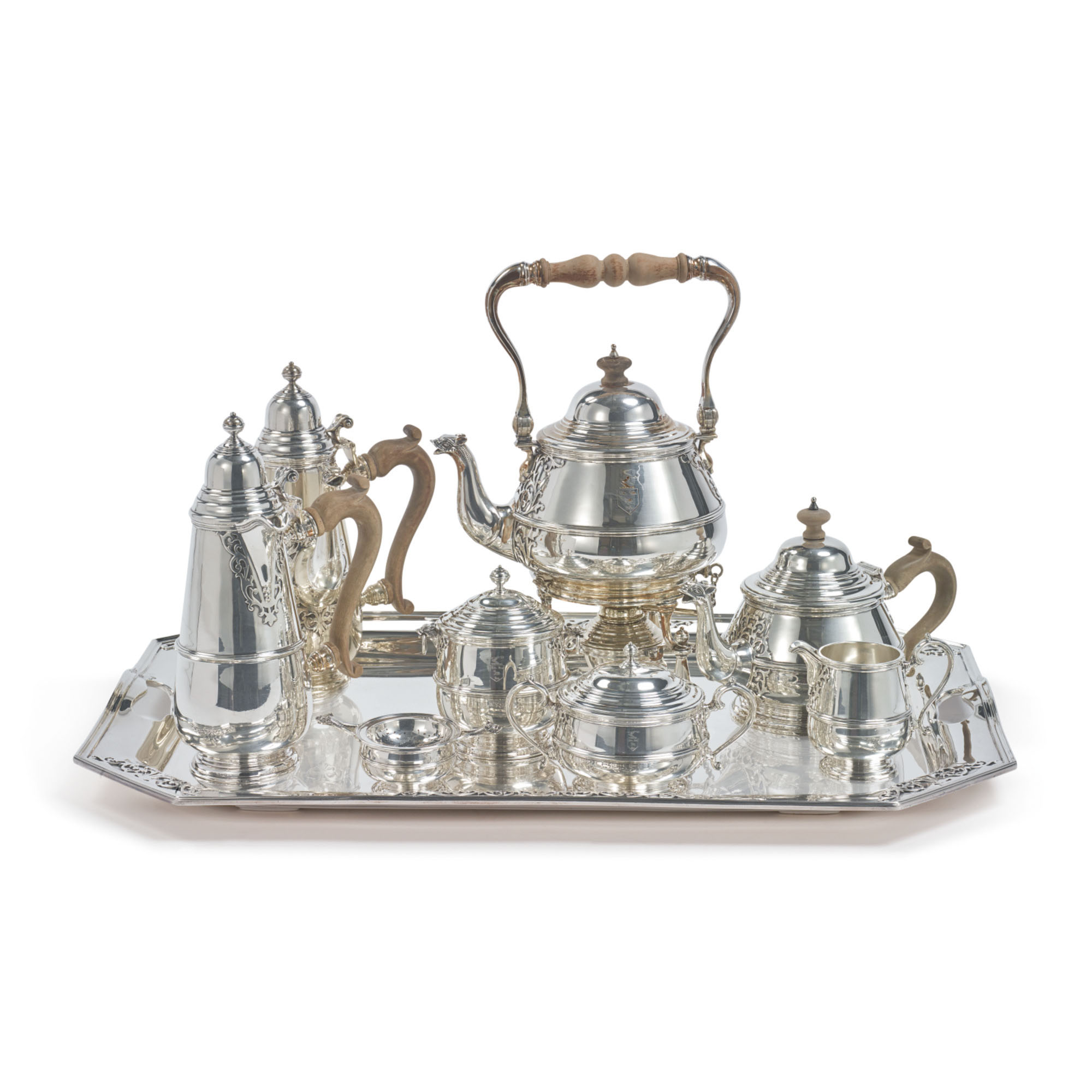 AN EIGHTPIECE ENGLISH SILVER TEA AND COFFEE SET WITH MATCHING TRAY, BIRMINGHAM, 192021 STYLE
