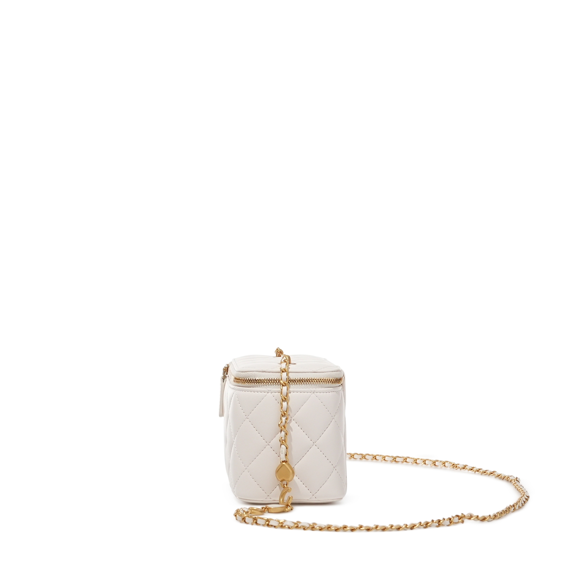 pipi　CHANELヴァニティ　ホワイト Chanel White Quilted Lambskin Long Vanity With Coco Heart