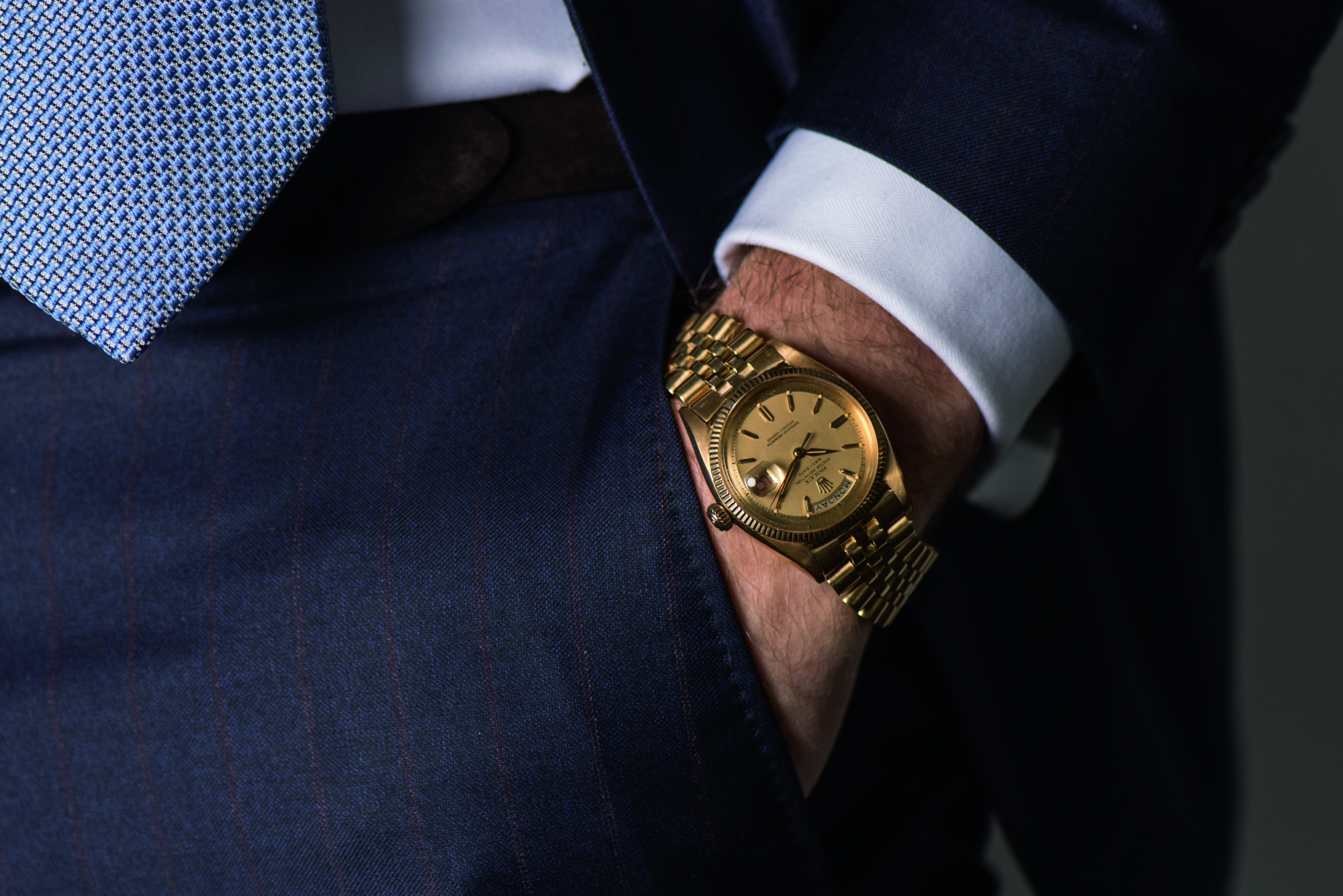 ROLEX | DAY-DATE, REF 6611B YELLOW GOLD 