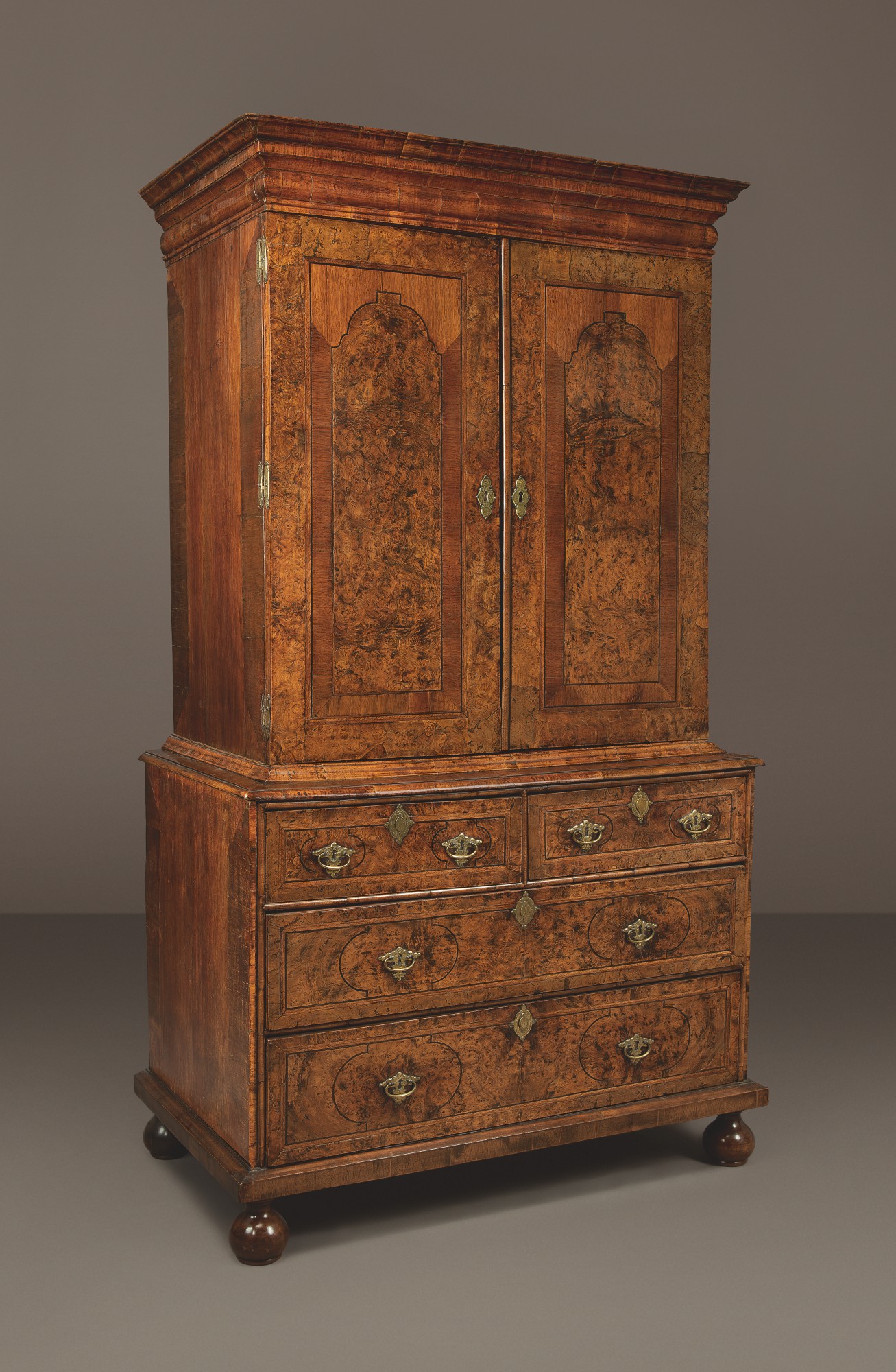 A I 'MULBERRY' WOOD AND WALNUT ON CHEST, FIRST QUARTER