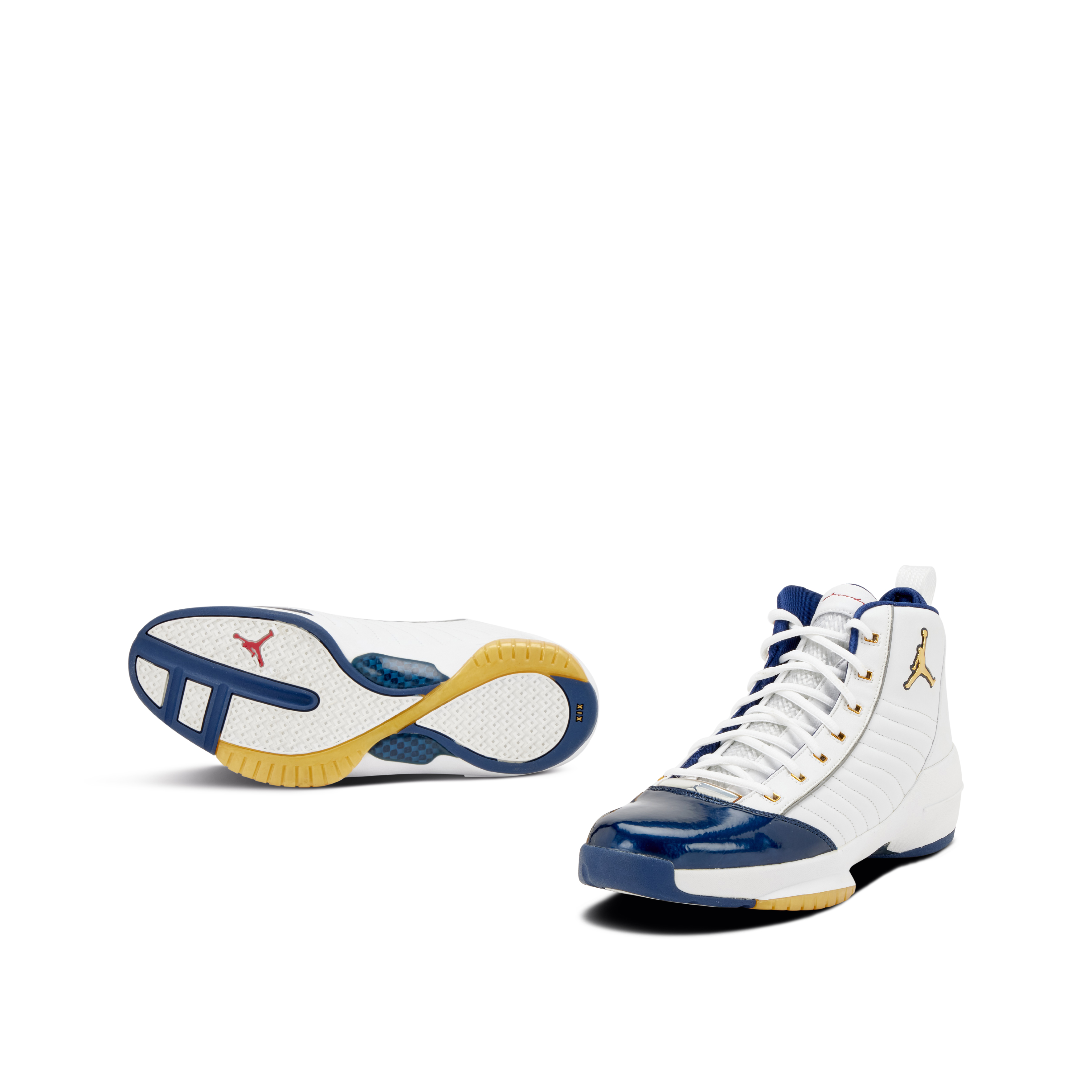 black and gold jordan 19