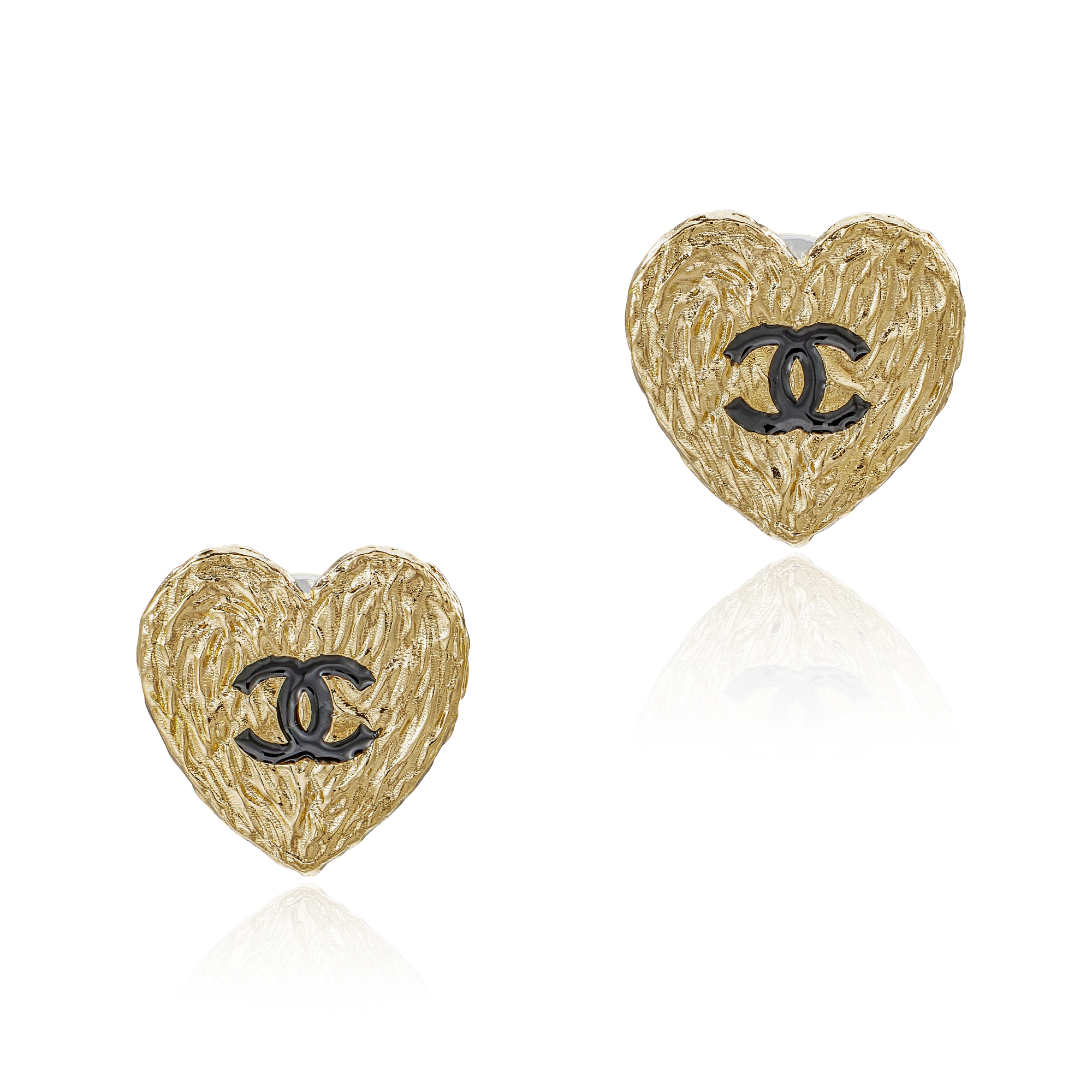 豪華♥エレガントハート【CHANEL】CC ゴールド ピアス Chanel Heart Shaped Rhinestone Earrings With Gold Metal CC Drop