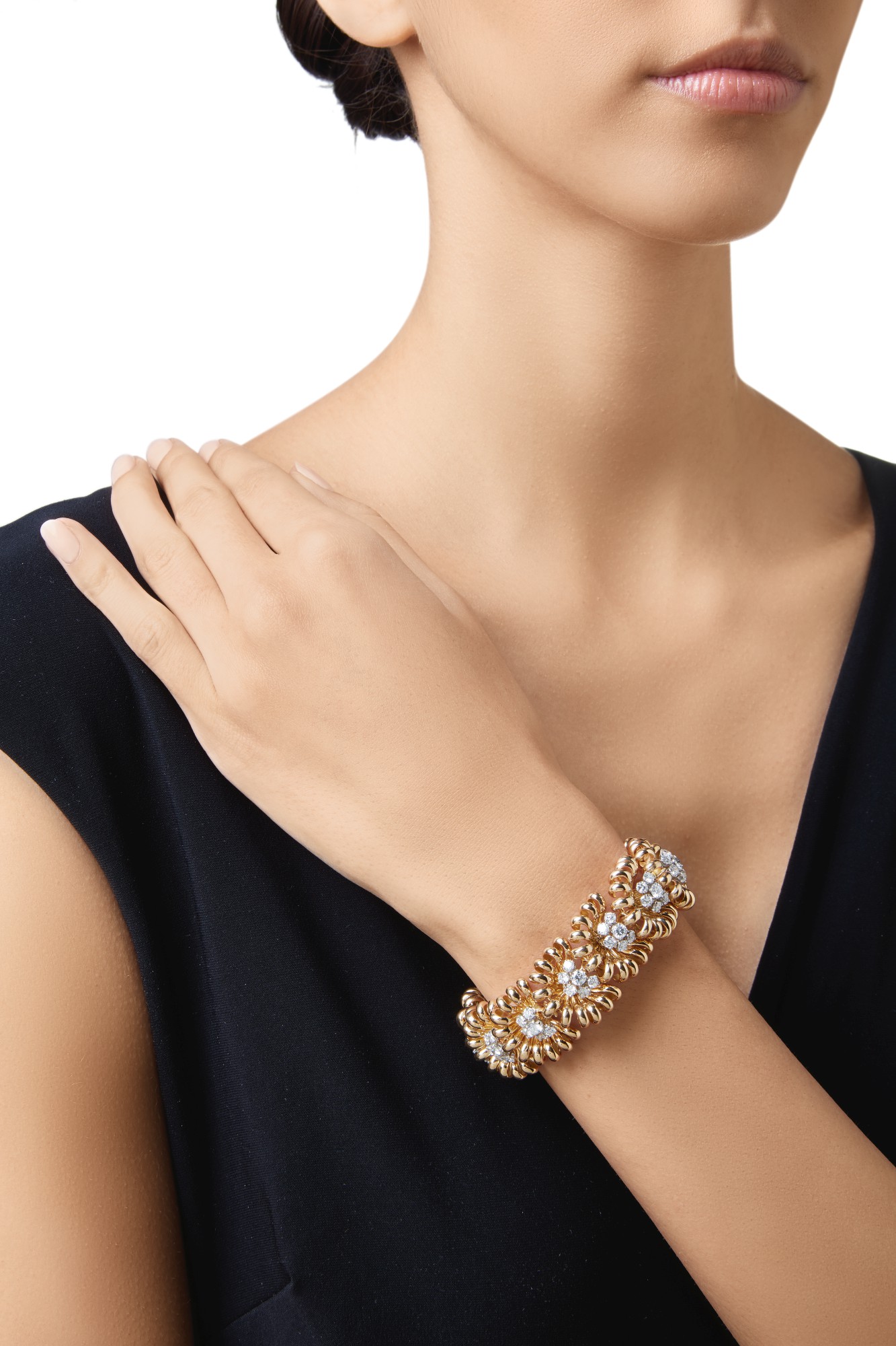 GOLD AND DIAMOND BRACELET, VAN CLEEF & ARPELS, FRANCE Fine Jewels