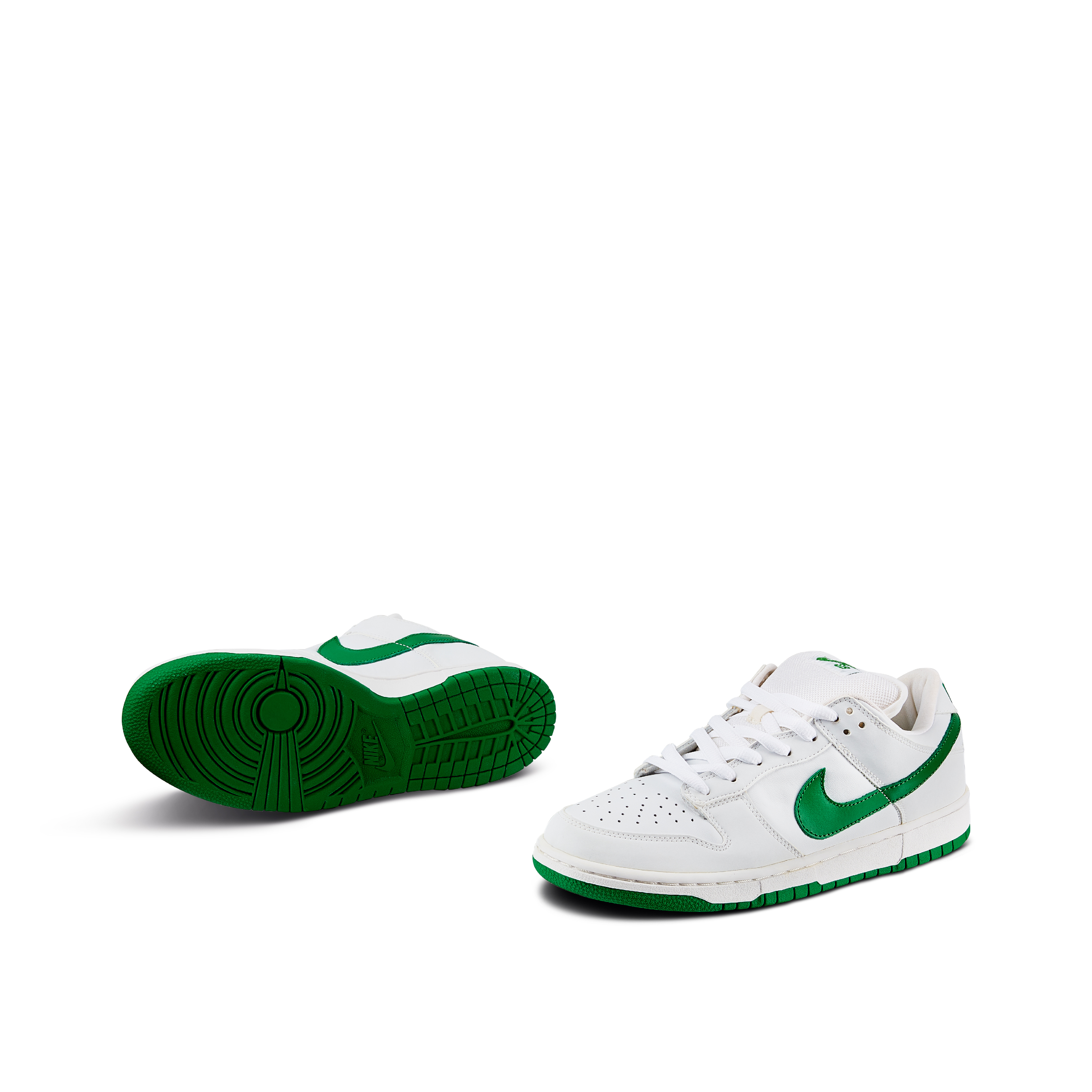 Nike Nike SB Dunk Low Pro White Classic Green | Size 10 Available