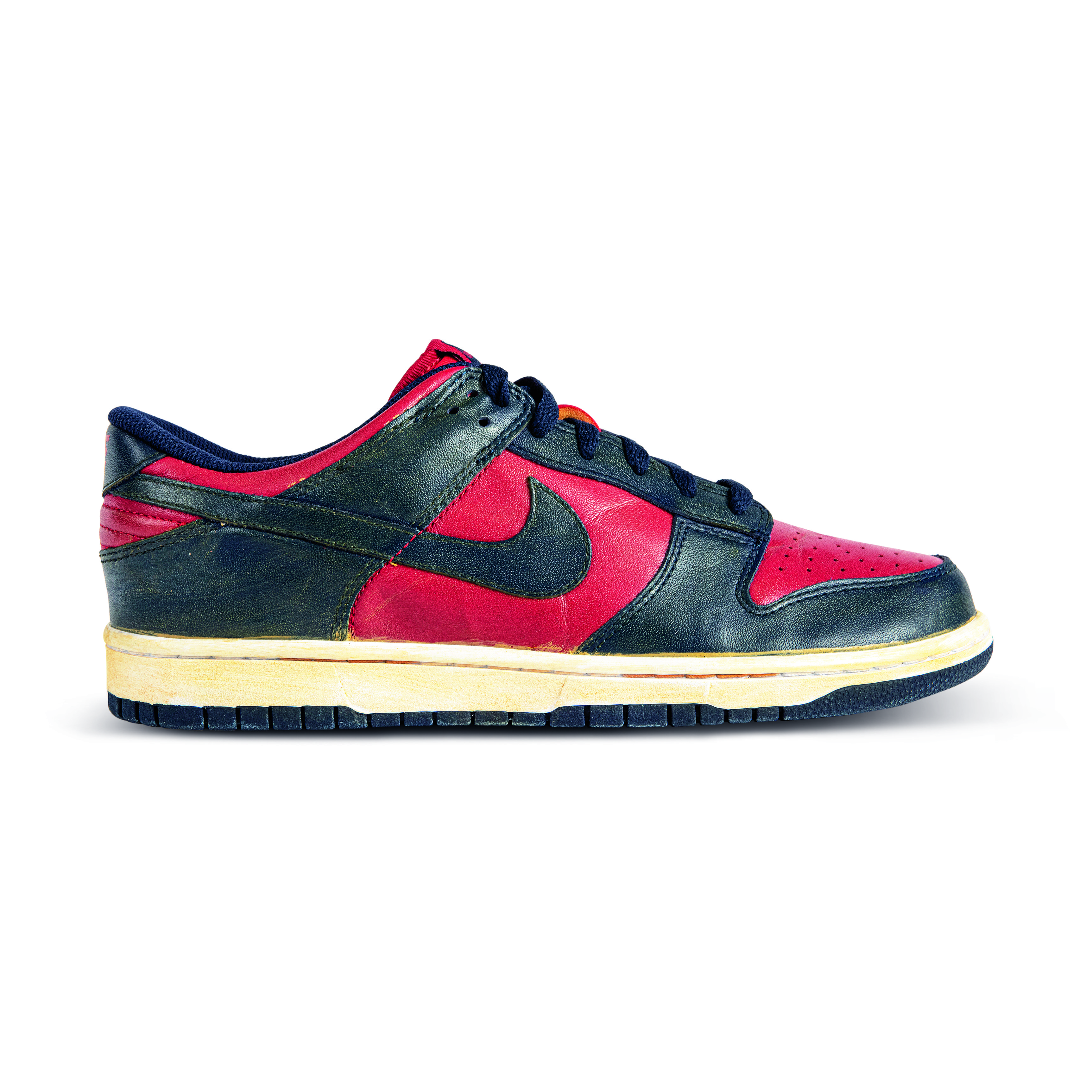 bred nike dunks