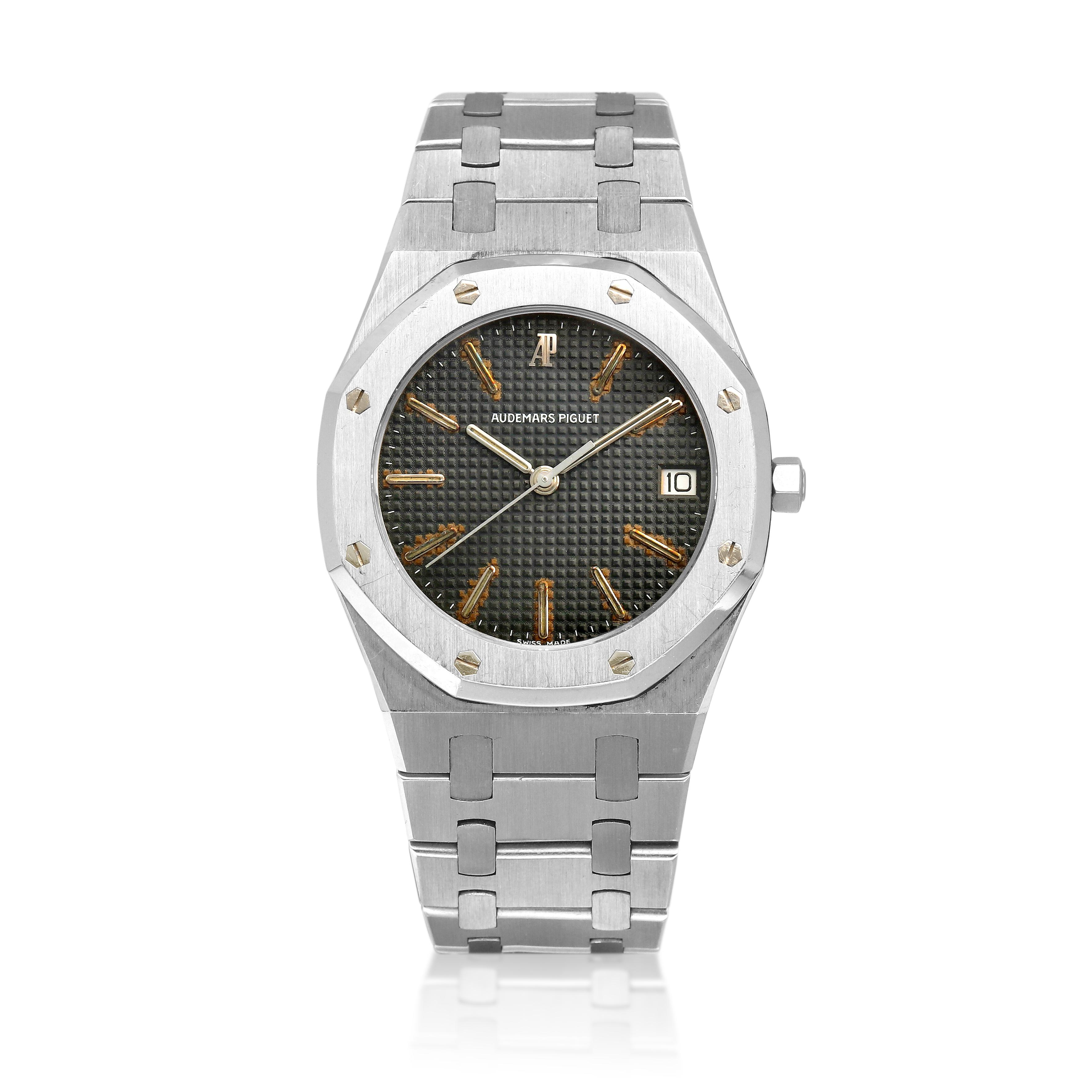 AUDEMARS PIGUET  Oak コマ Audemars Piguet Royal Oak (Reference 56023ST). A Stainless Steel