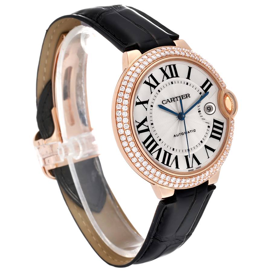 Cartier Ballon Bleu (Reference WE900851). A rose gold diamond-set automatic wristwatch with date. 2022 - Image 4