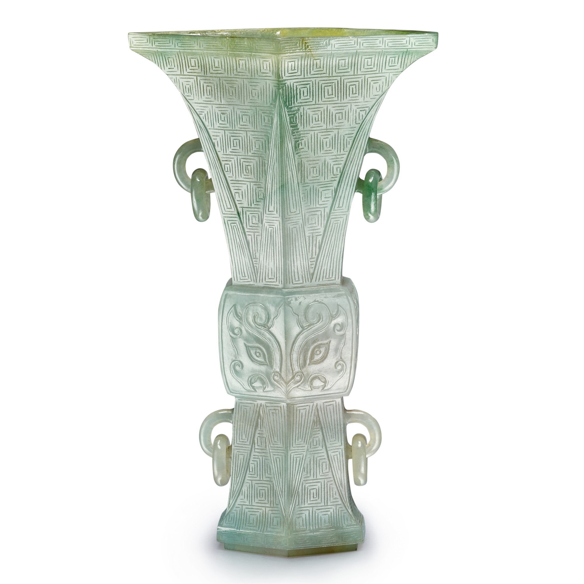 A pale green jadeite guform vase, Early 20th century 二十世紀初