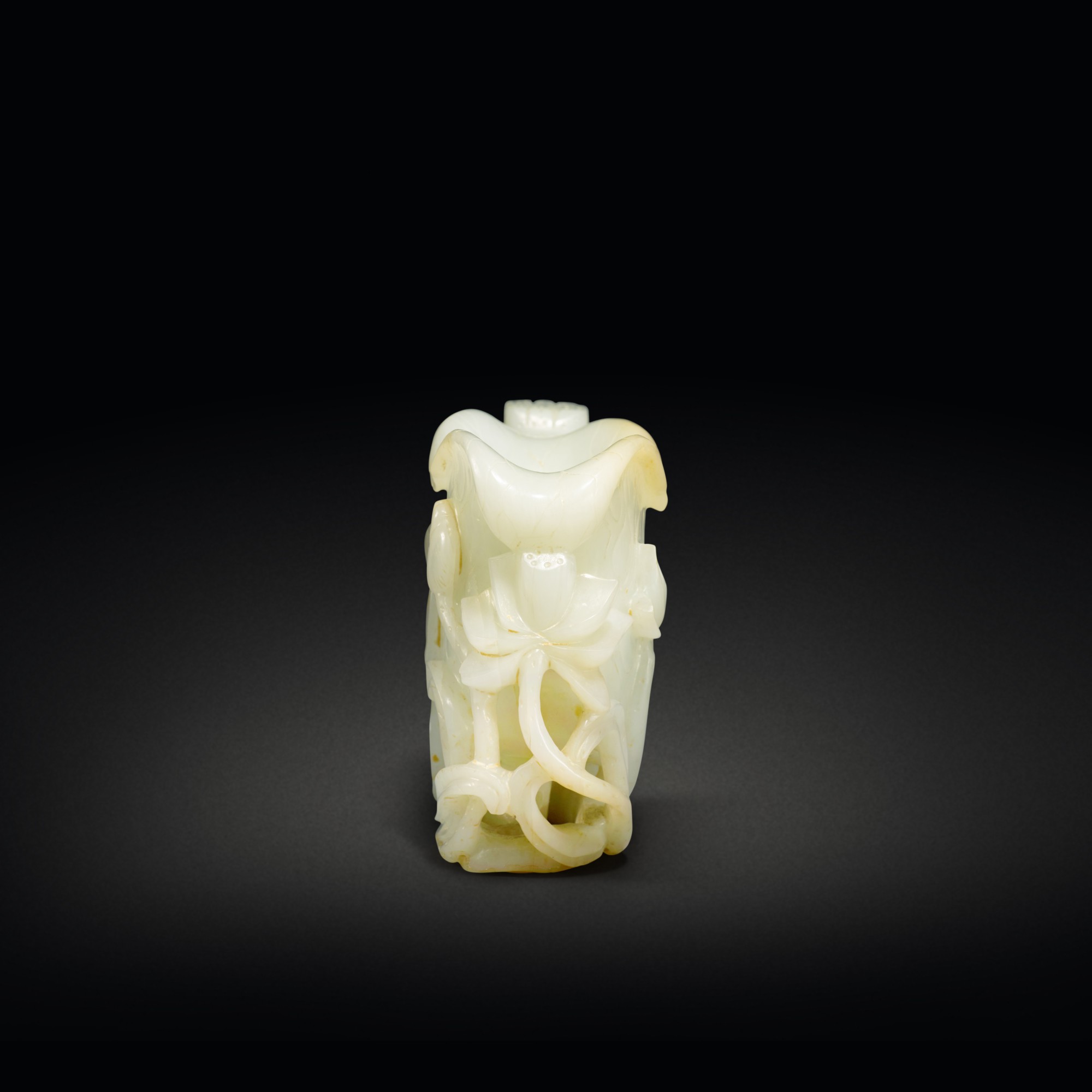 A white jade 'lotus' vase, Late Qing dynasty / 20th century 清末 / 二十世紀