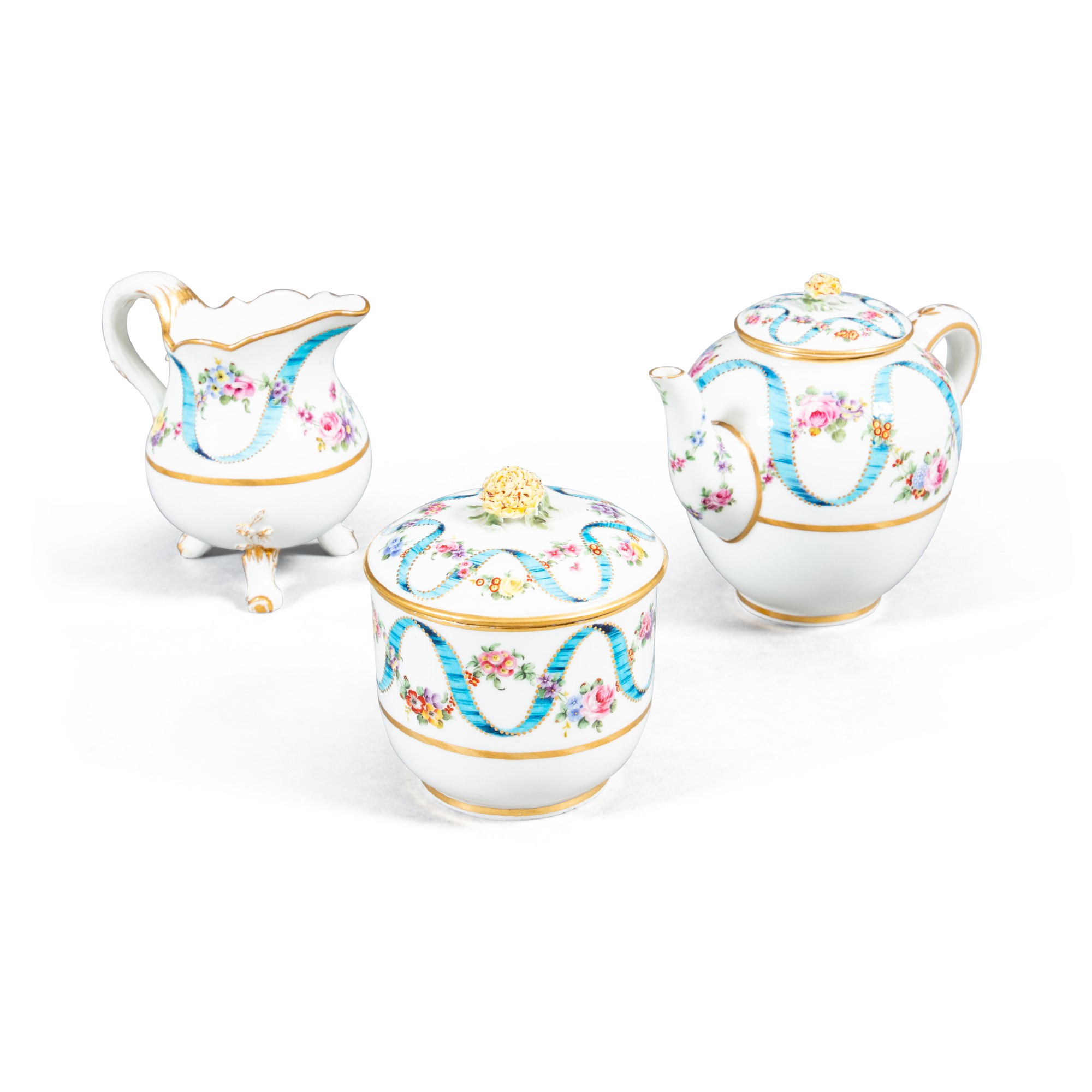 A Sèvres porcelain part tea service `à rubans bleu céleste', 17701771