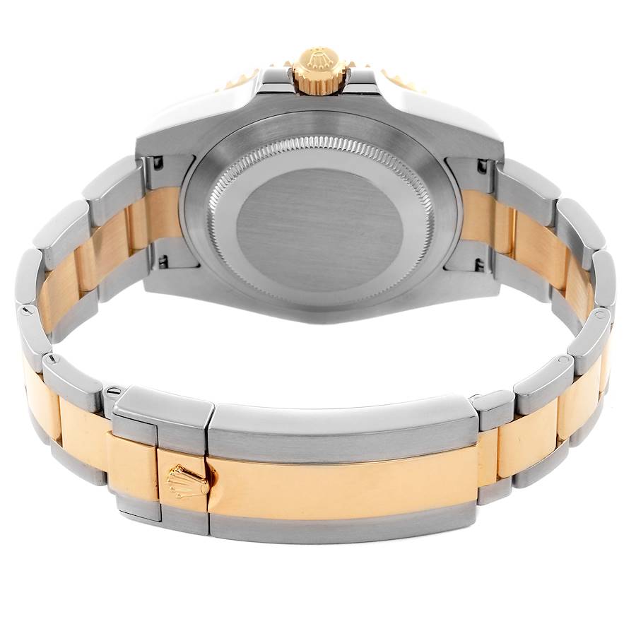 Rolex Submariner (Reference 116613). A yellow gold stainless steel automatic wristwatch with date. 2015 - Image 6