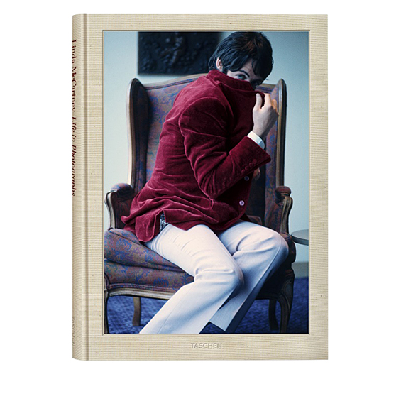 Linda McCartney Life In Photographs Signed Available For Immediate