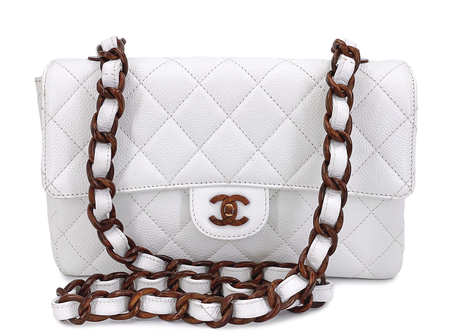 Chanel Vintage White Quilted Caviar Medium Classic Flap Bag Wooden