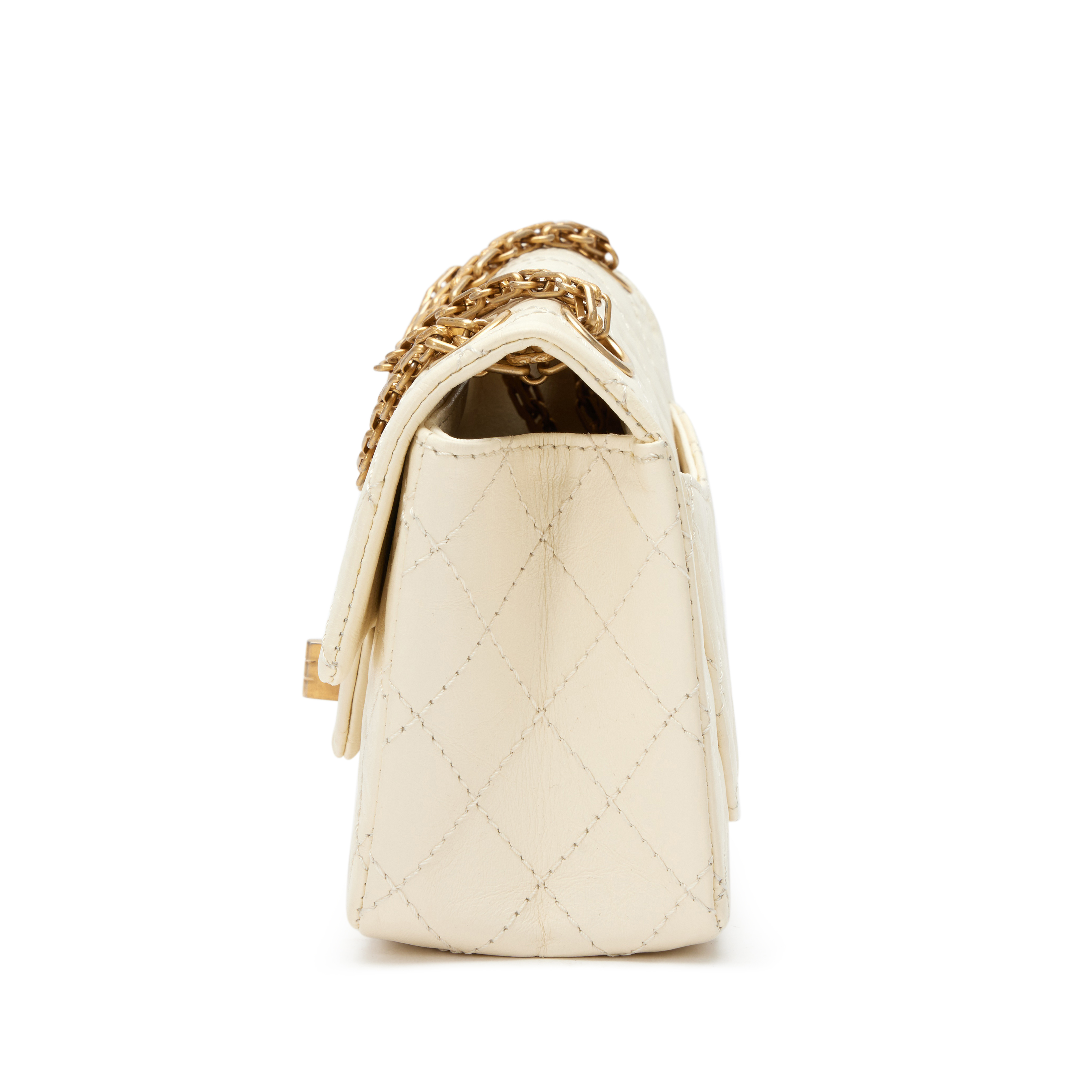 Chanel Cream White Quilted Aged Calfskin 224 Mini 2.55 Reissue
