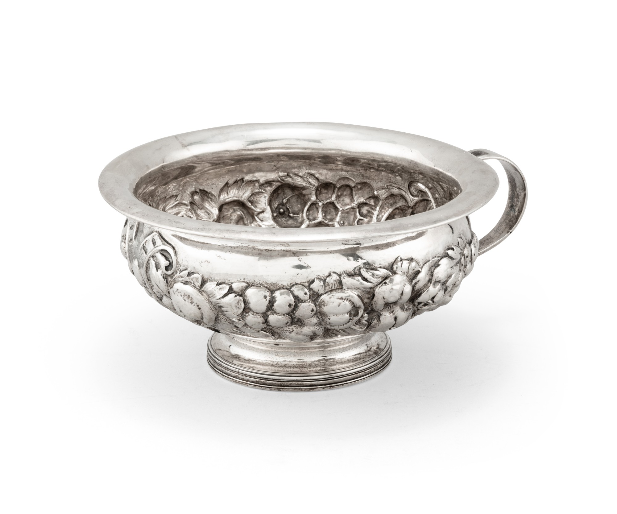 A SouthAmerican silver chamberpot, maker's mark J Ruz, 19th century