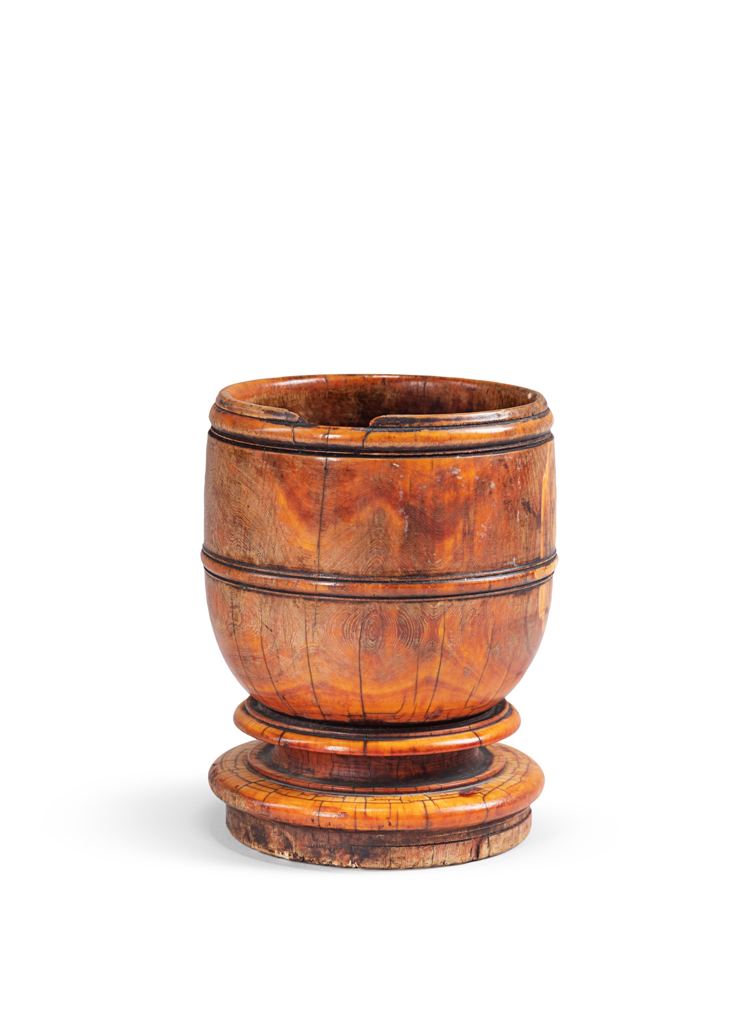 An Apothecary's ivory mortar and pestle, IndoPortuguese, probably Goa, 17th century Mortier d