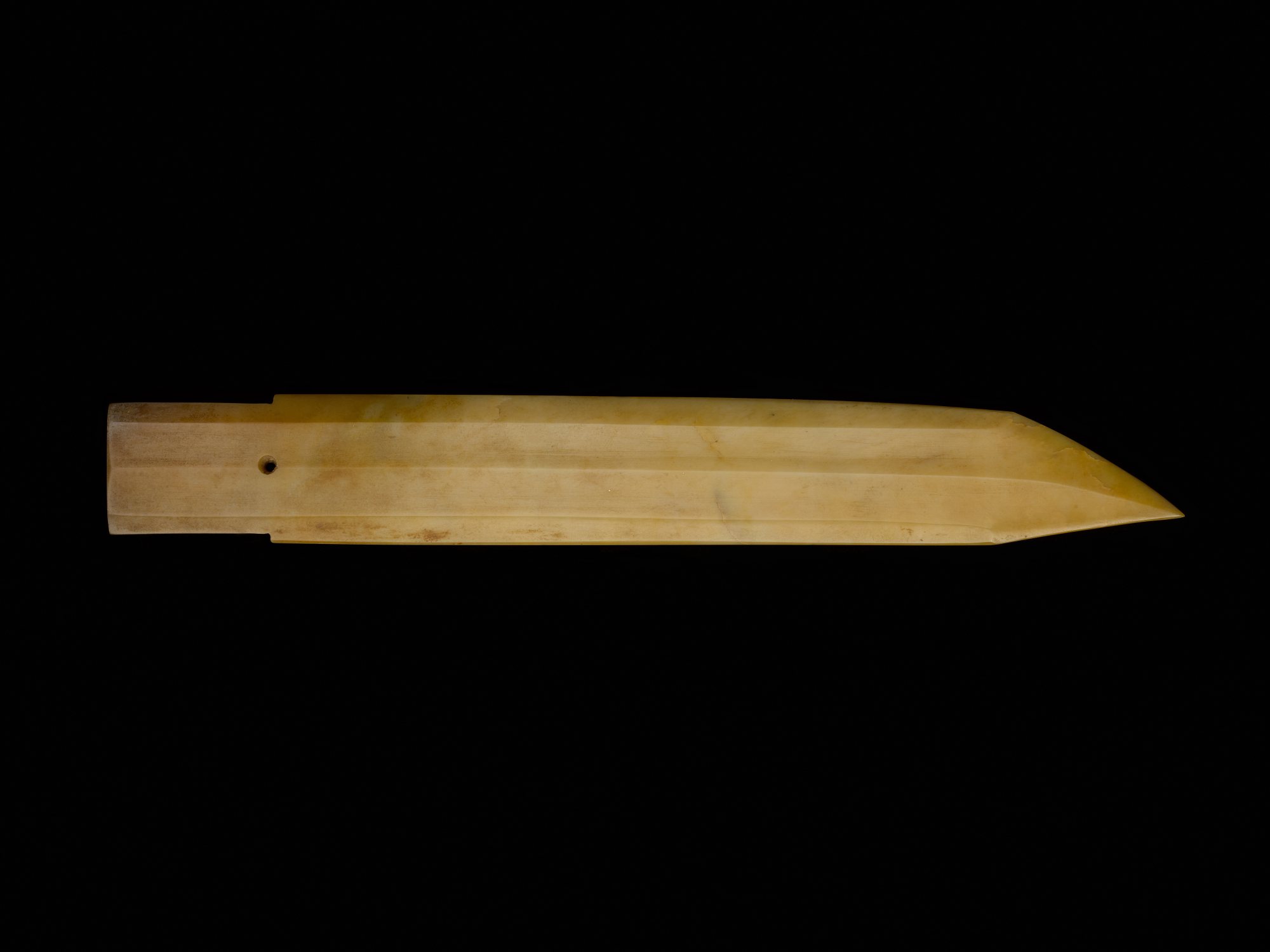Jade Ritual Dagger A jade ceremonial blade, ge, Shang - Western Zhou dynasty | 商至西周 玉戈 ...
