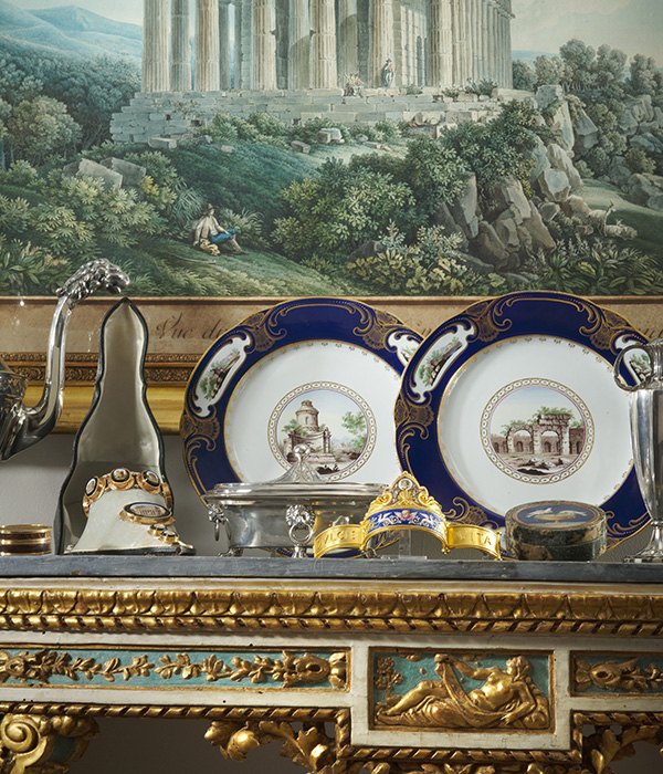 Buy Antiques Online | Antiques Auction & Sales | Sotheby's