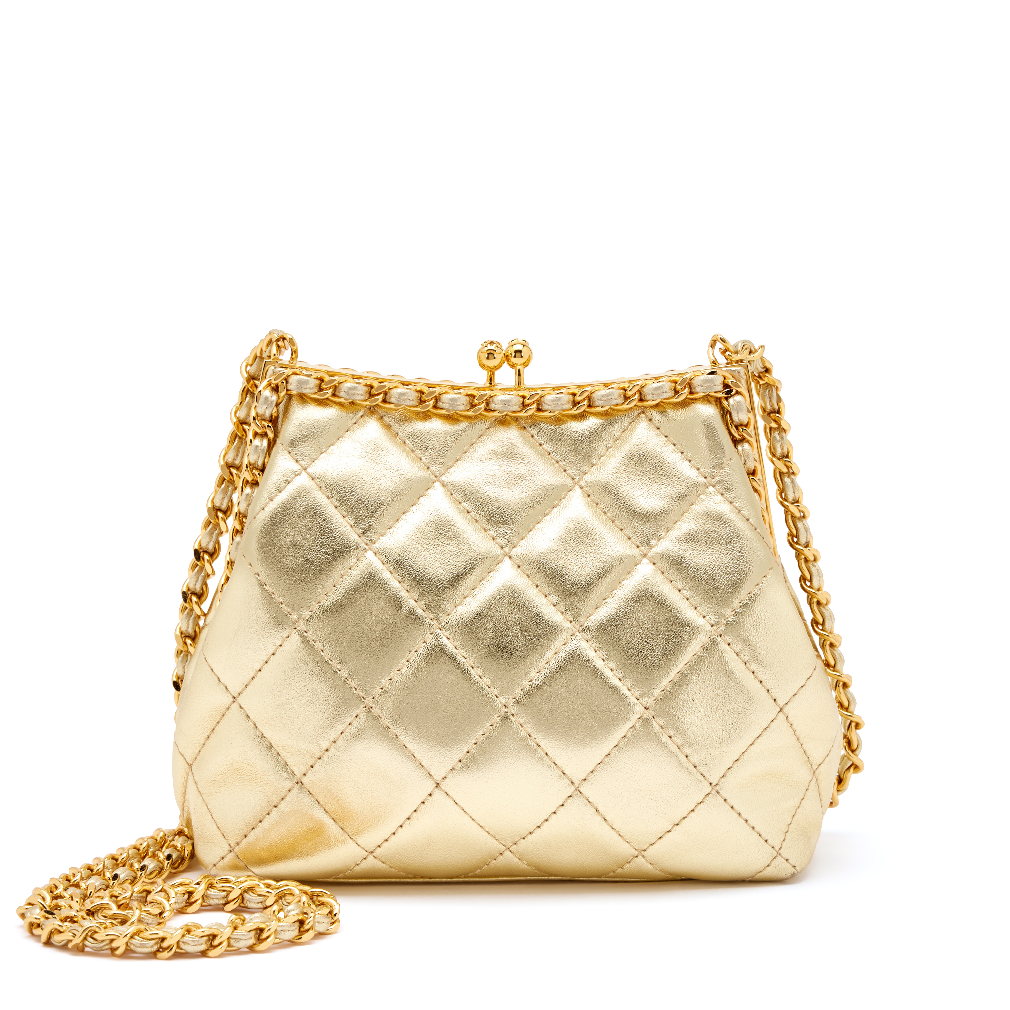 CHANEL ゴールド サテン キルティング パーティーバッグ chanel-gold-quilted-lambskin-