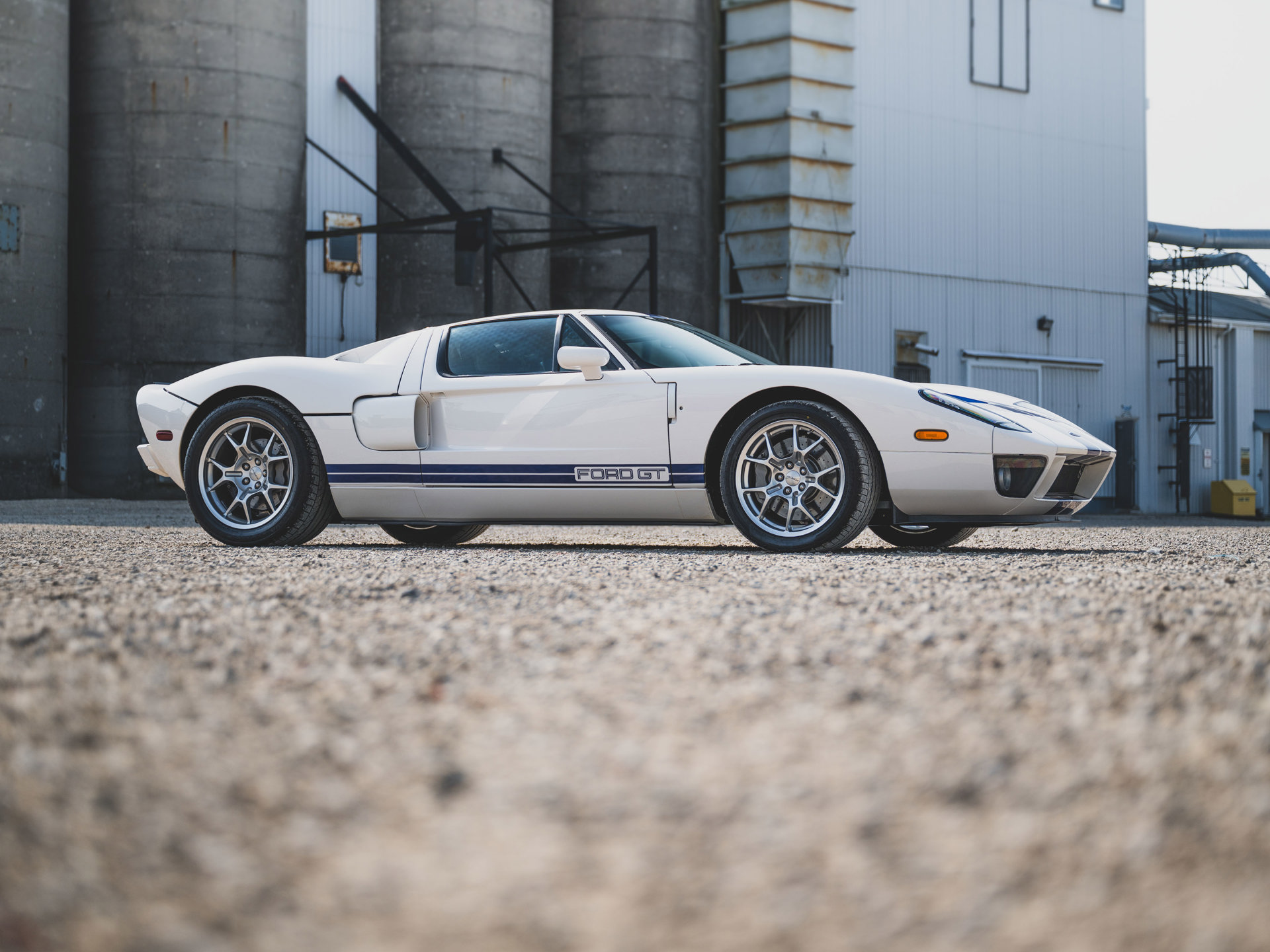 Miniature Ford GT 1/18 Top Speed - Blanc/bandes Bleues, Résine TS0093