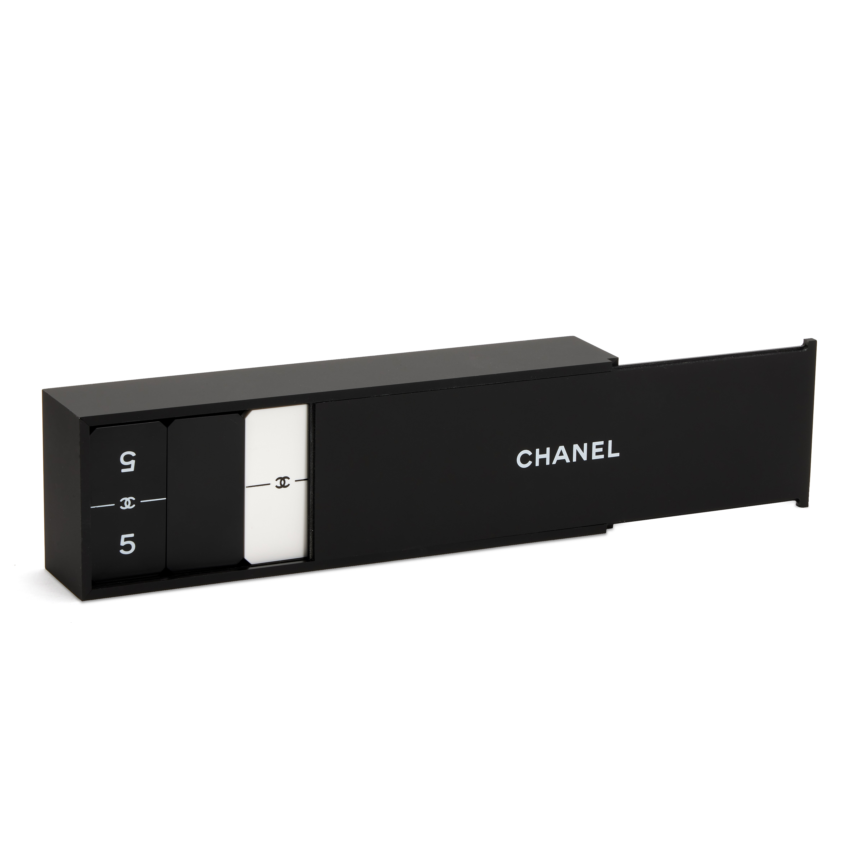 Black and White CC Domino Set