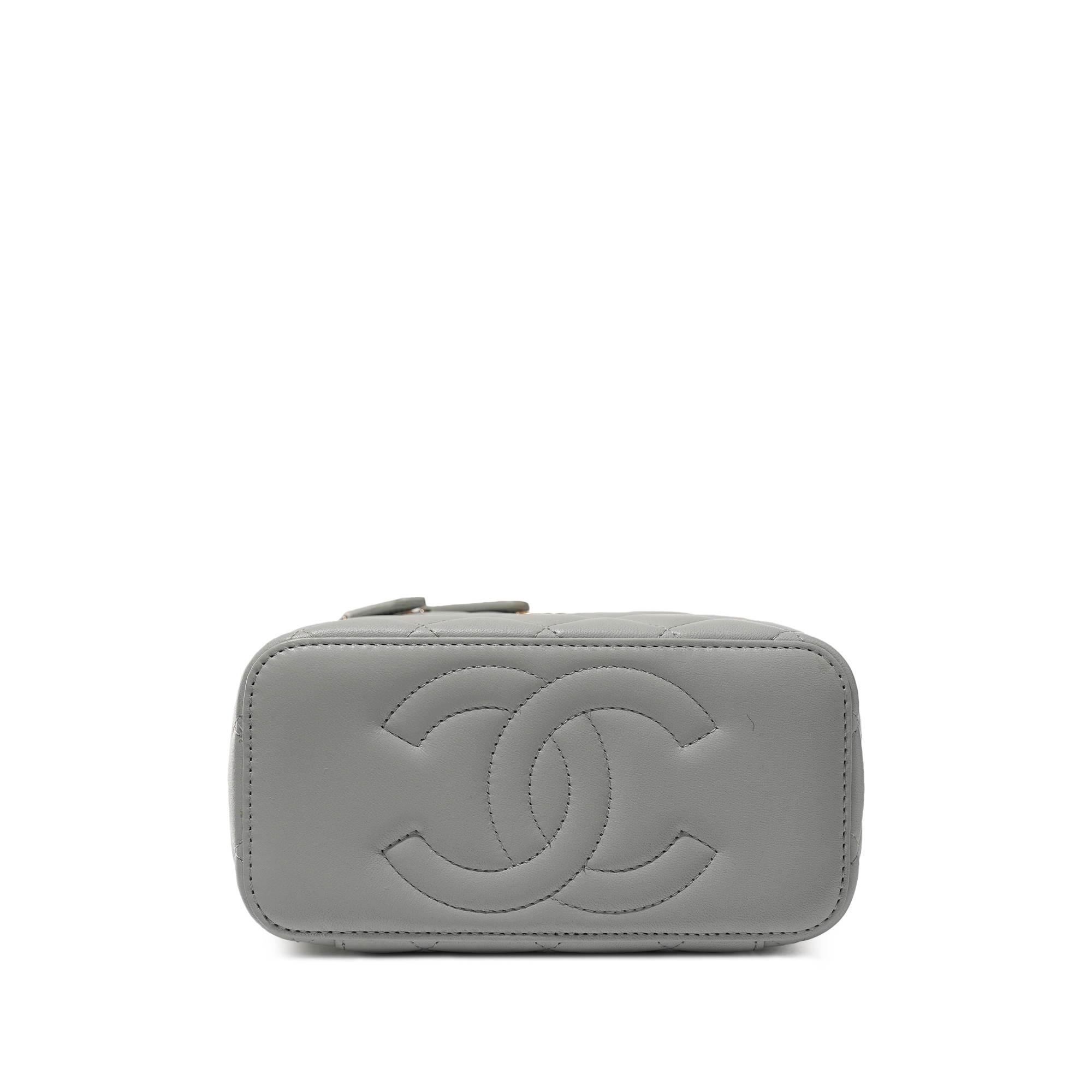 Light Blue Quilted Lambskin Pearl Crush Long Vanity Case Aged Gold Hardware, 2023 - Image 5