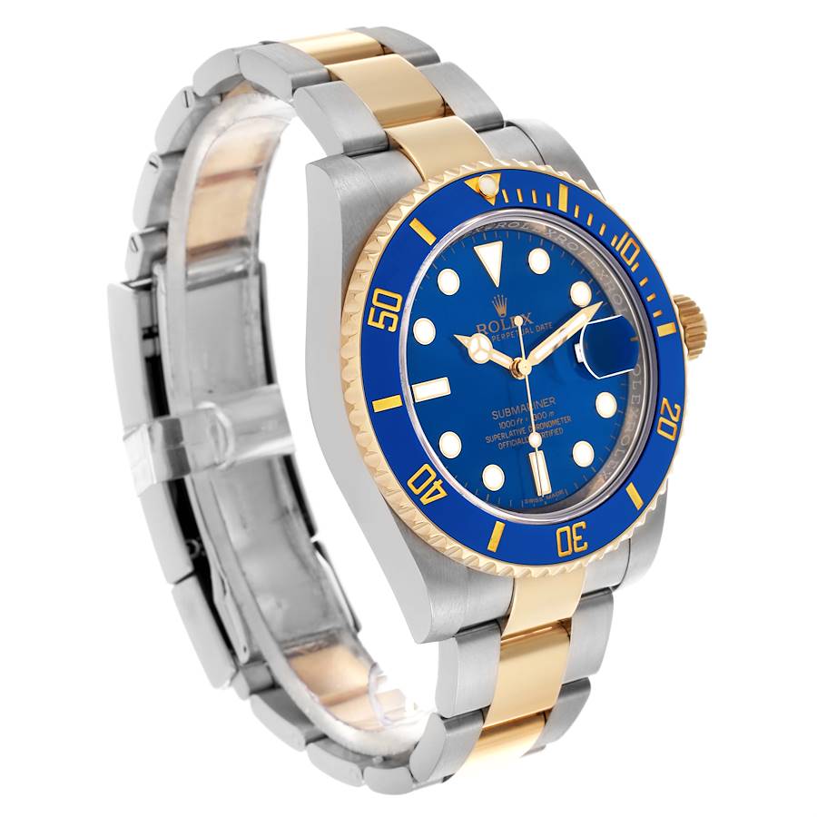 Rolex Submariner (Reference 116613). A yellow gold stainless steel automatic wristwatch with date. 2015 - Image 3
