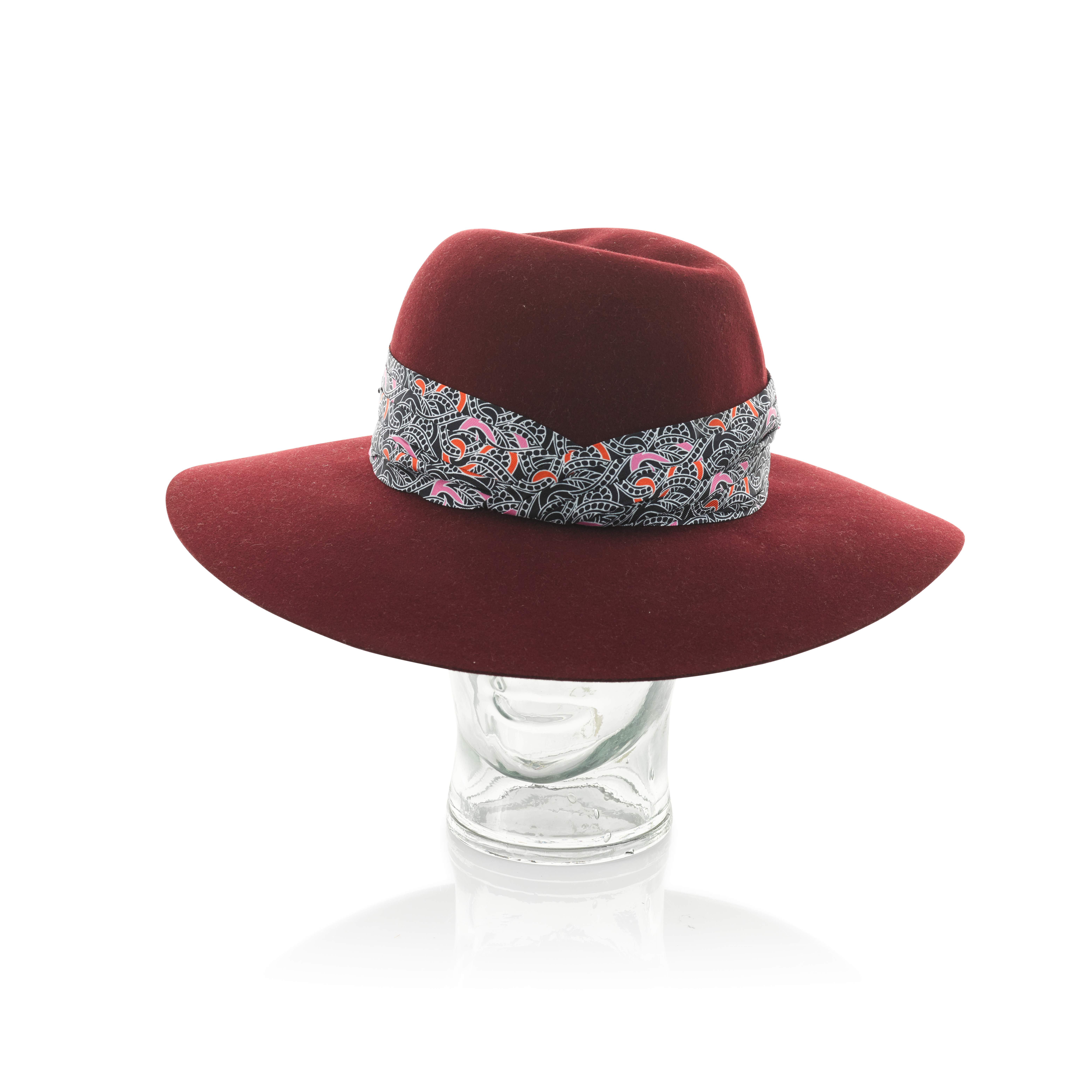 SCARLETT BURGUNDY RABBIT FELT HAT 