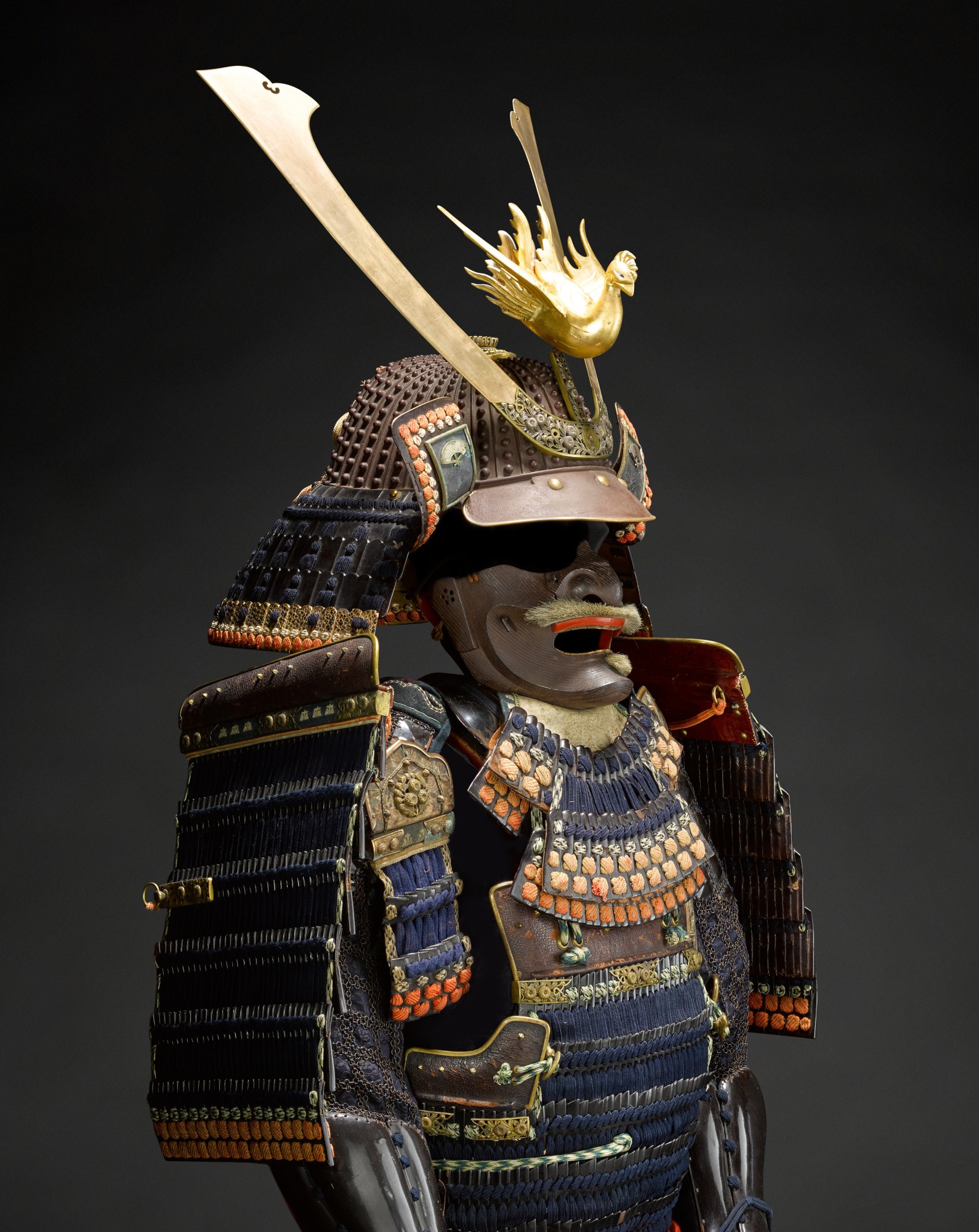A honkozane do-maru gusoku [armour] | The kabuto signed Yamato no Kami ...