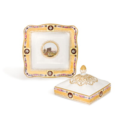 View full screen - View 1 of Lot 349. A porcelain covered platter from the Dowry Service of Grand Duchess Catherine Pavlovna, Imperial Porcelain Factory, St Petersburg, period of Alexander I (1801-1825).