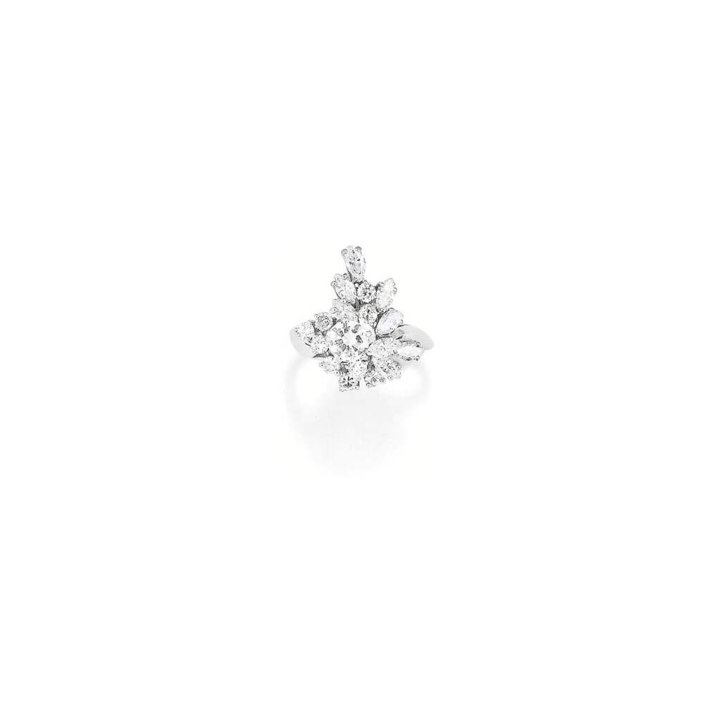 View full screen - View 1 of Lot 97. BAGUE DIAMANTS | DIAMOND RING.