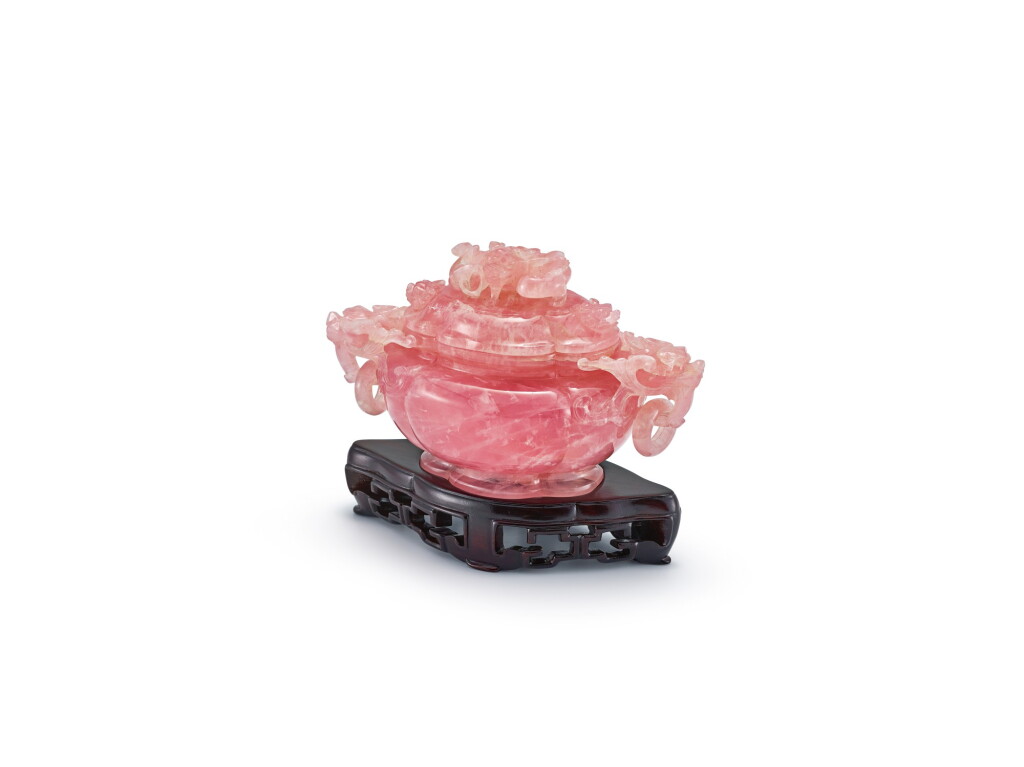 View full screen - View 1 of Lot 2014. A rose quartz incense burner and cover Republican period | 民國 粉晶雙龍活環耳海棠式蓋爐.