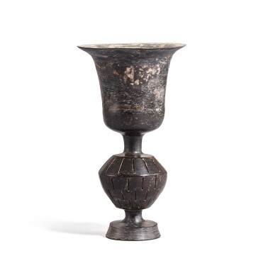 View full screen - View 1 of Lot 819. A black 'eggshell' pottery stemcup, Longshan culture, c. 2500-2000 B.C. 龍山文化 蛋殼黑陶球柄盃.