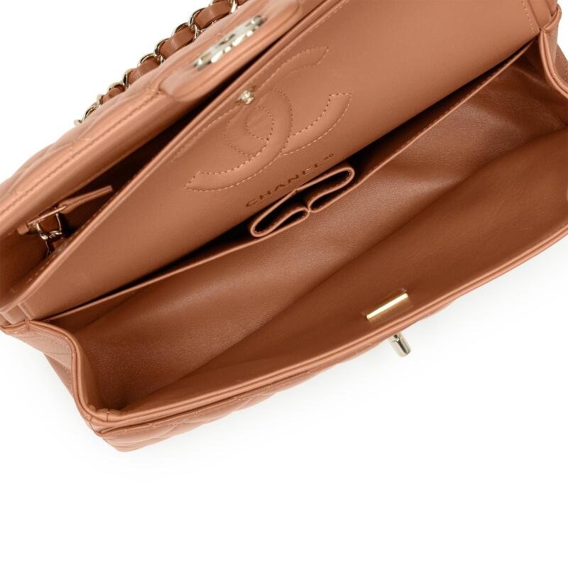 Cover image 0