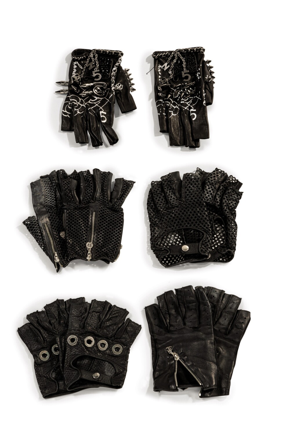 View full screen - View 1 of Lot 53. Five Pairs of Lambskin Gloves, circa 2000 | Cinq paires de mitaines en cuir.