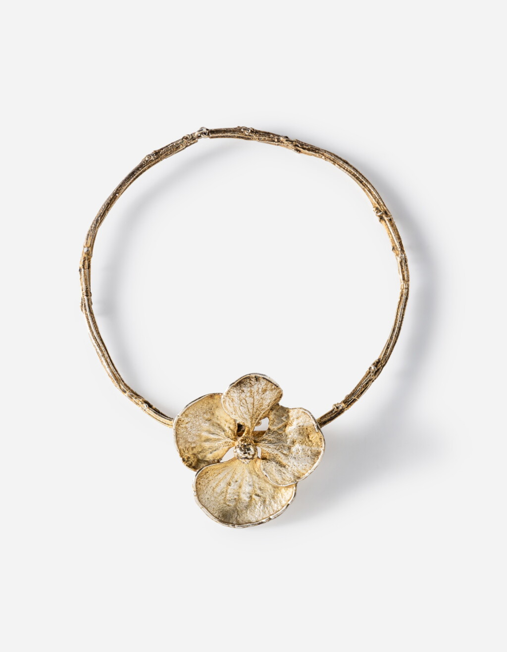 View full screen - View 1 of Lot 8. Hortensia necklace.