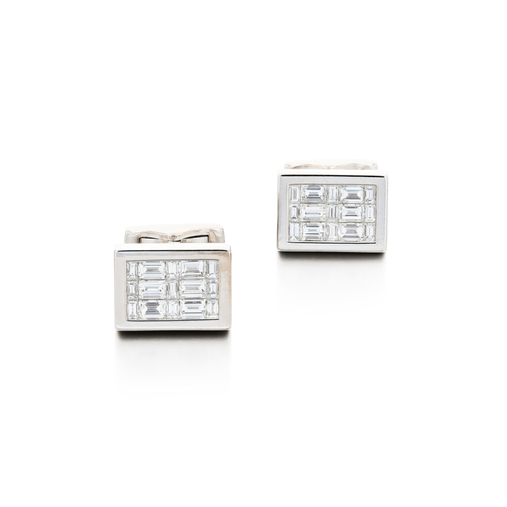 View full screen - View 1 of Lot 249. Paire de boutons de manchette diamant | Pair of diamond cufflinks.