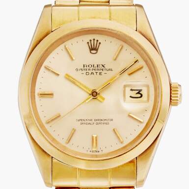View full screen - View 1 of Lot 482. Reference 1500 Oyster Date | A yellow gold wristwatch with date and bracelet, Circa 1974.