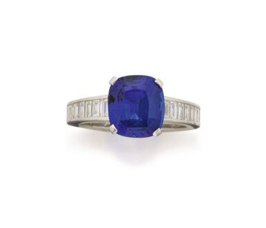 View full screen - View 1 of Lot 150. VAN CLEEF & ARPELS | SAPPHIRE AND DIAMOND RING.