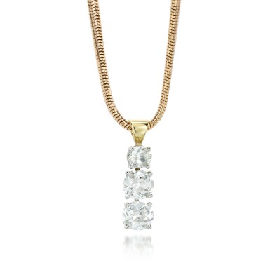 View full screen - View 1 of Lot 150. Diamond necklace .