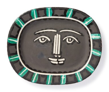 View full screen - View 1 of Lot 22. Visage gris (A. R. 206).