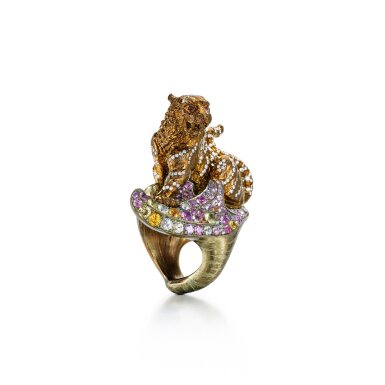 View full screen - View 1 of Lot 1861. Coloured Sapphire, Diamond and Ruby Ring | 陳世英 | 彩色剛玉 配 鑽石 及 紅寶石 戒指.