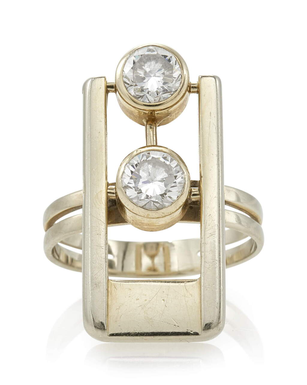 View full screen - View 1 of Lot 88. DIAMOND RING (ANELLO CON DIAMANTI) .