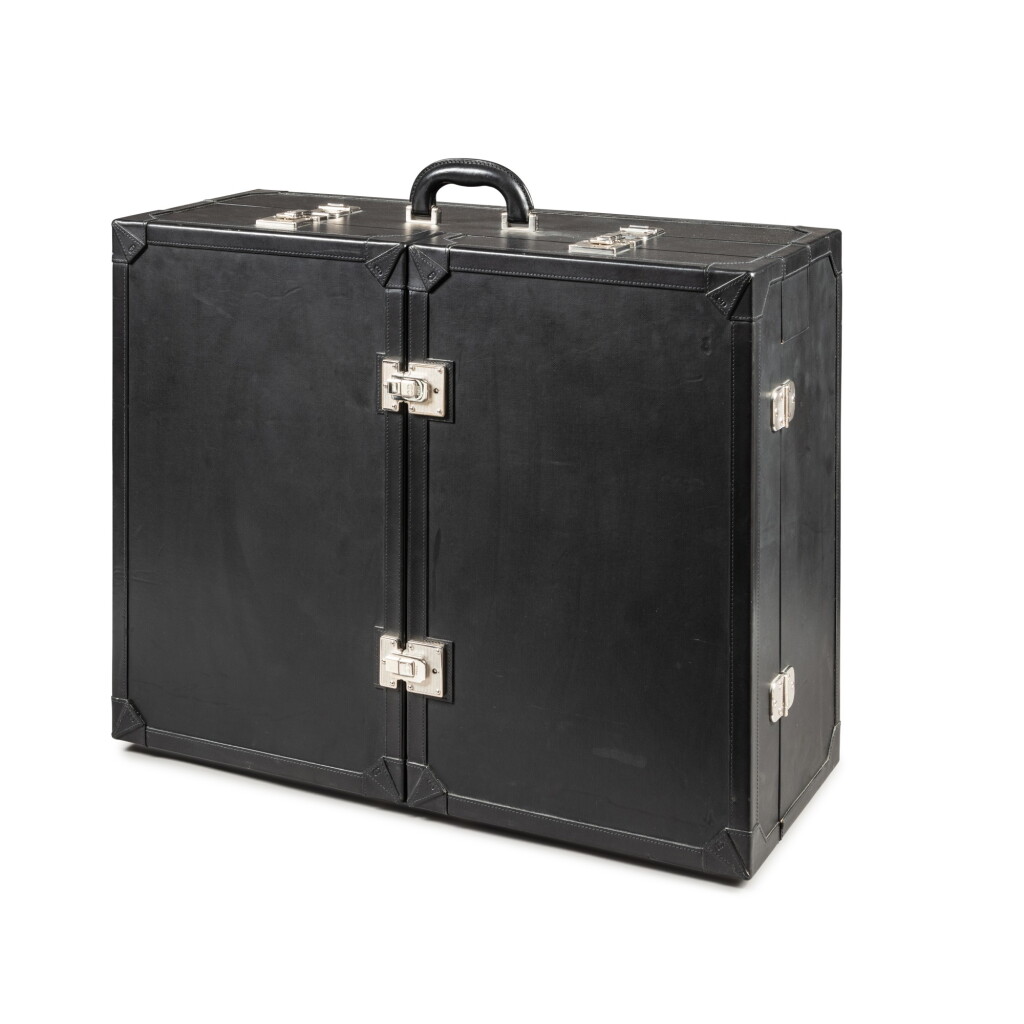 View full screen - View 1 of Lot 31. Christian Dior Travelling triptych vanity case.