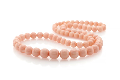 View full screen - View 1 of Lot 142. Coral necklace.
